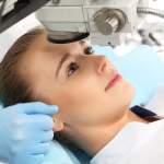 Operácia krátkozrakosti: Čo všetko treba vedieť pred samotným zákrokom
